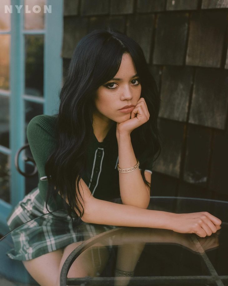 Jenna Ortega 37 Best Photos, Jenna Ortega 37 Pics, Jenna Ortega 37 Images