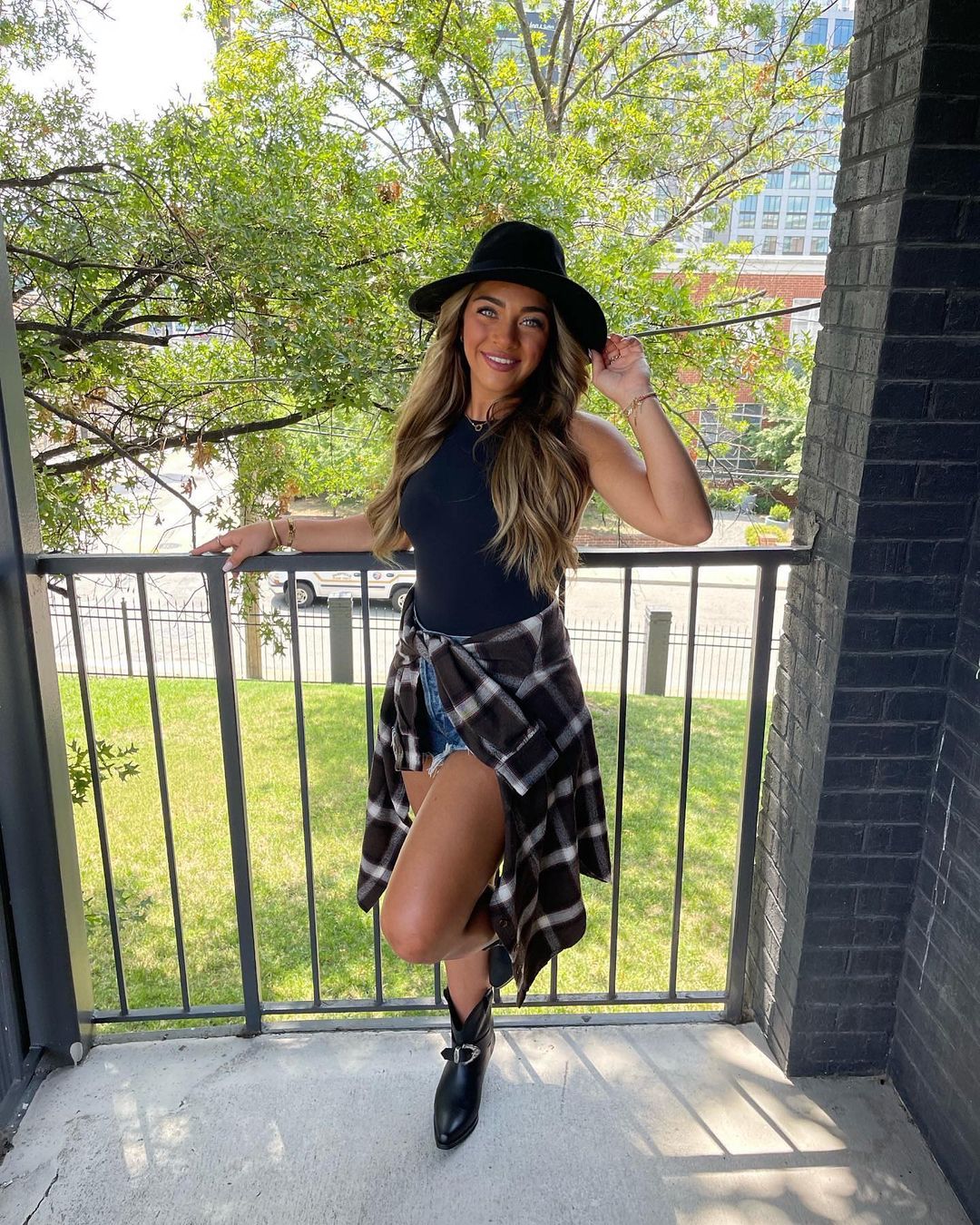 Gia Giudice 19 Best Photos, Gia Giudice 19 Pics, Gia Giudice 19 Images