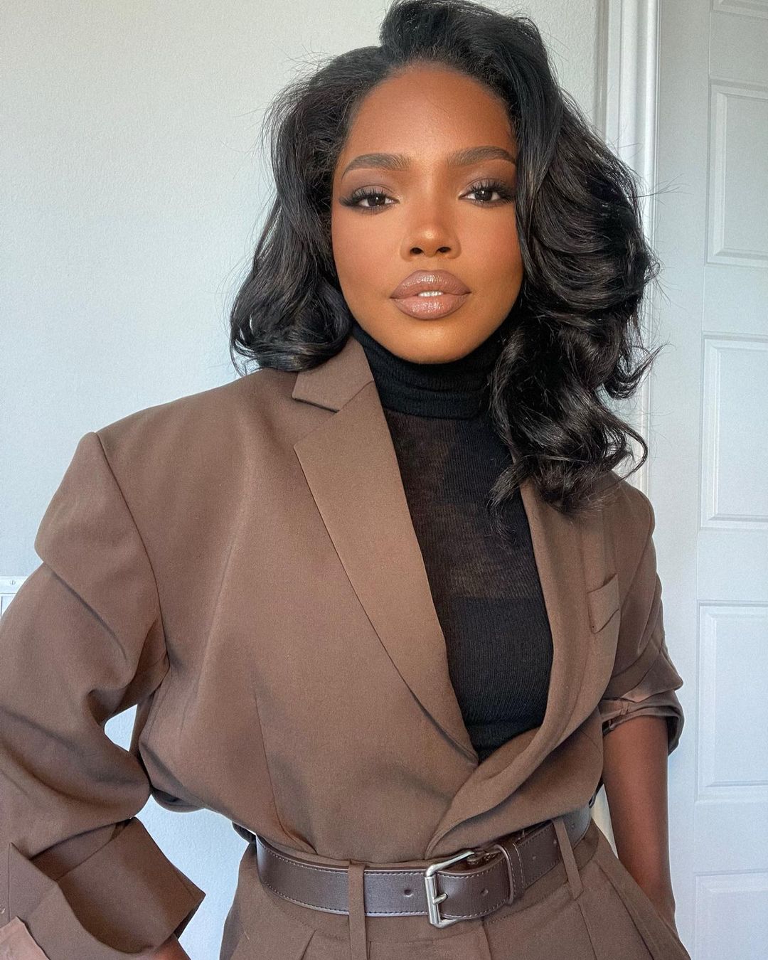 Ryan Destiny 31 Best Photos, Ryan Destiny 31 Pics, Ryan Destiny 31 Images