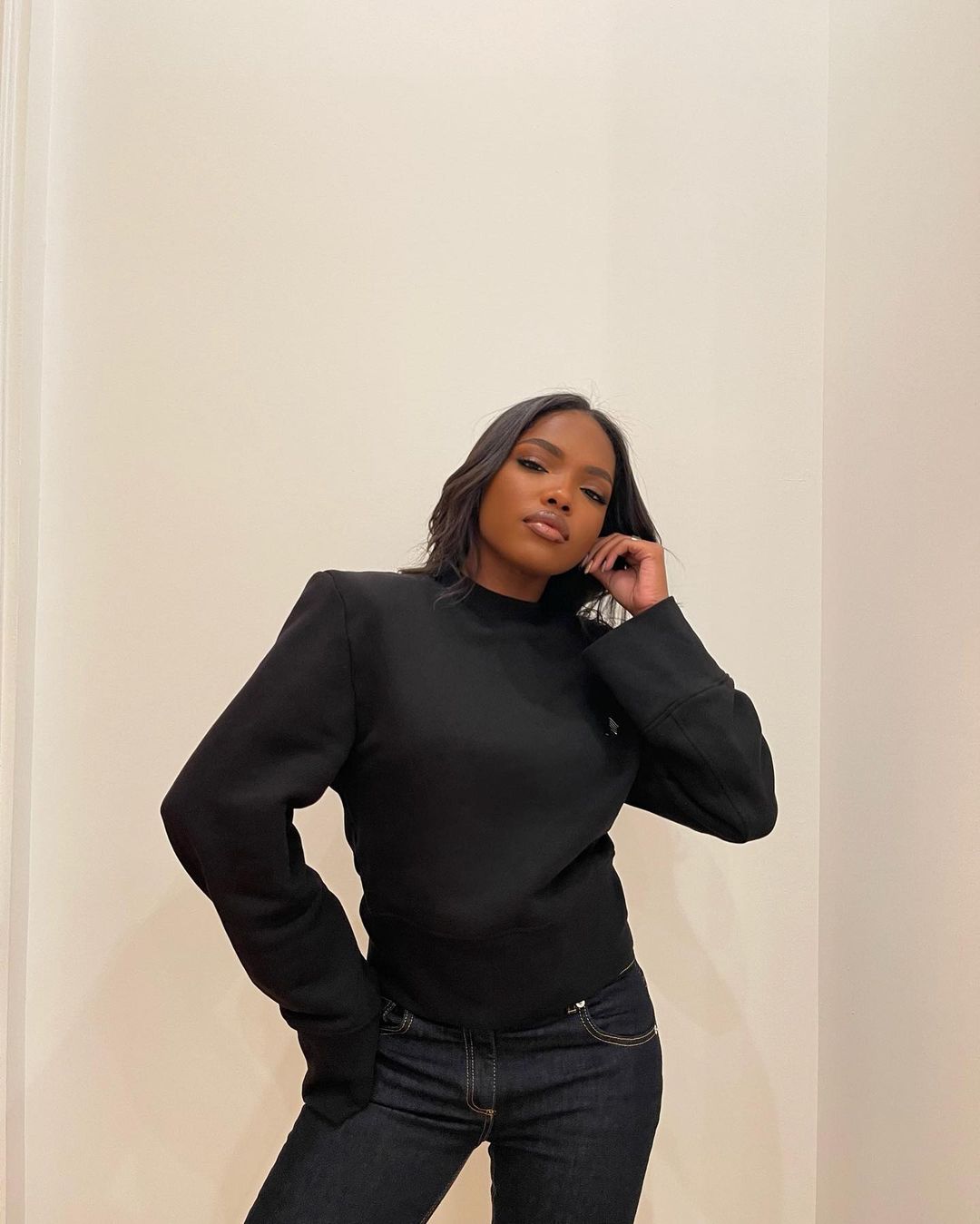 Ryan Destiny 19 Best Photos, Ryan Destiny 19 Pics, Ryan Destiny 19 Images