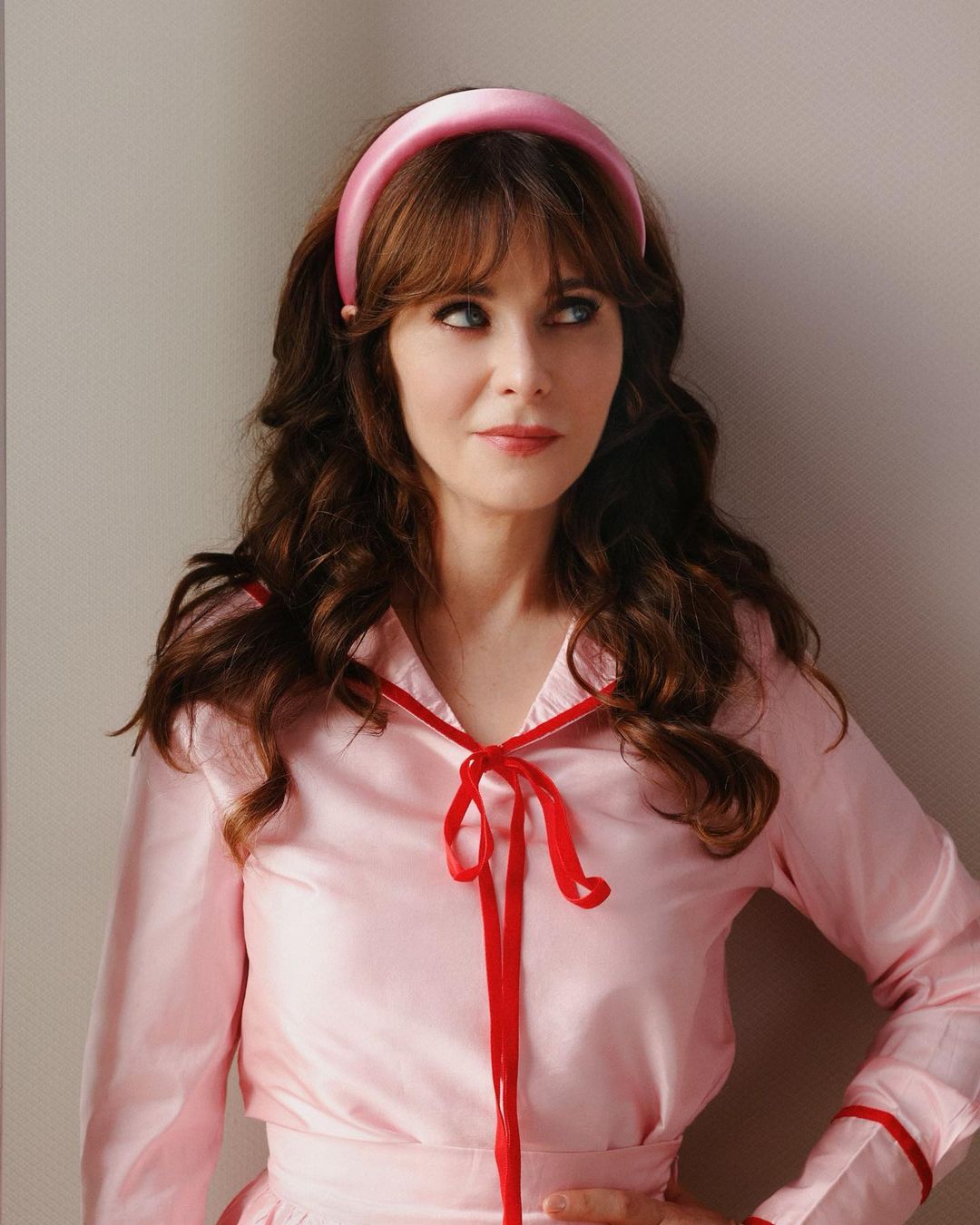 Zooey Deschanel 29 Best Photos, Zooey Deschanel 29 Pics, Zooey Deschanel 29 Images