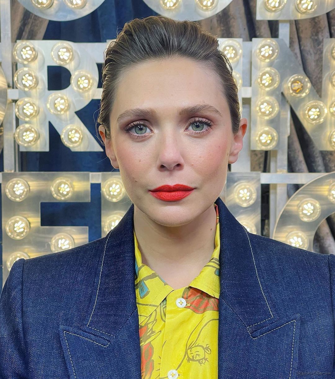 Elizabeth Olsen 23 Best Photos, Elizabeth Olsen 23 Pics, Elizabeth Olsen 23 Images