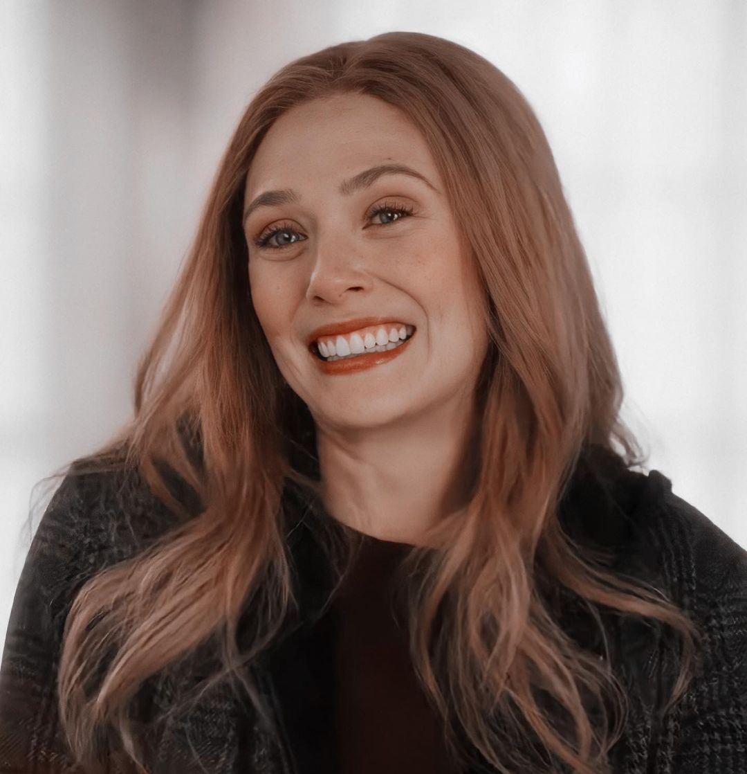 Elizabeth Olsen 15 Best Photos, Elizabeth Olsen 15 Pics, Elizabeth Olsen 15 Images