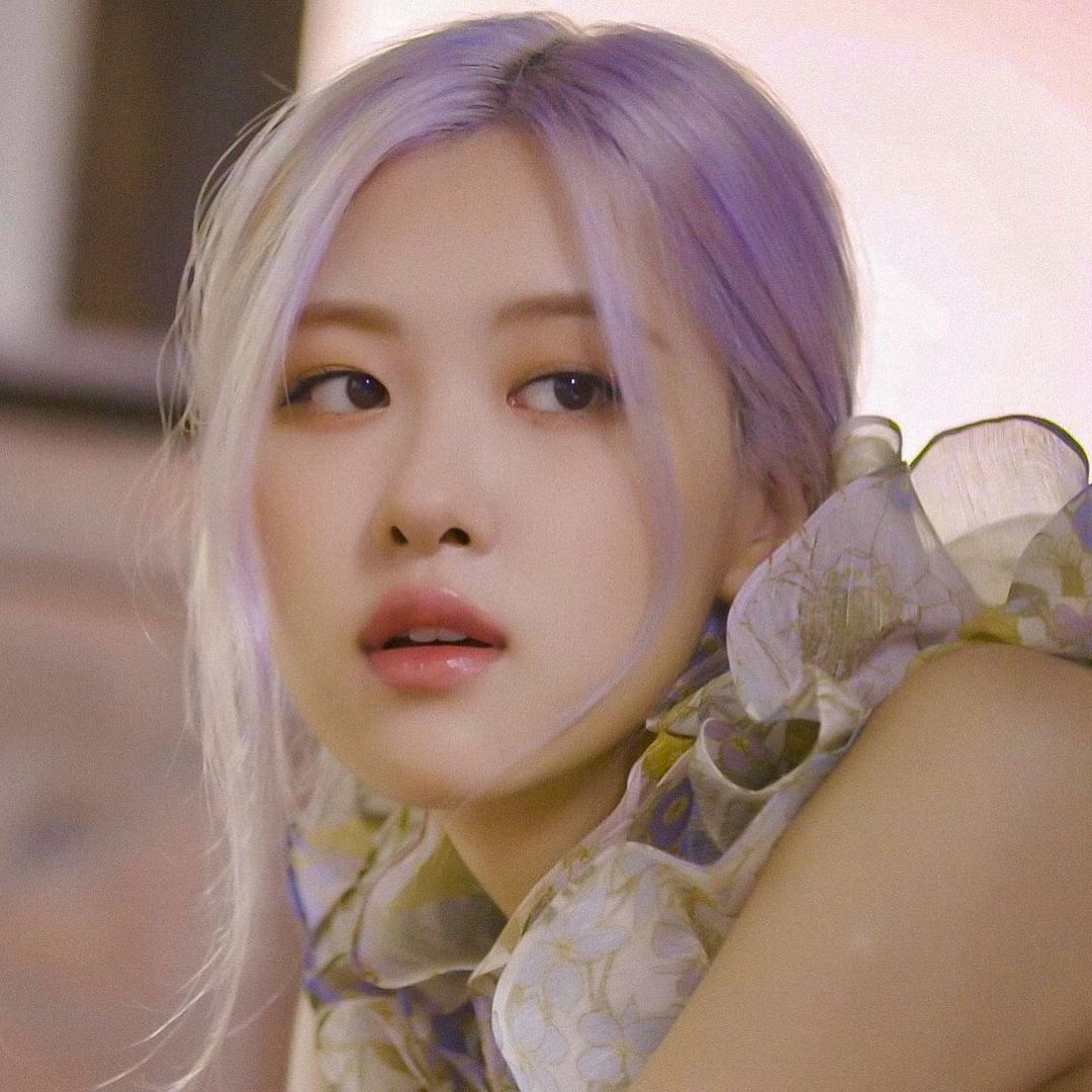 Roseanne Park 29 Best Photos, Roseanne Park 29 Pics, Roseanne Park 29 Images