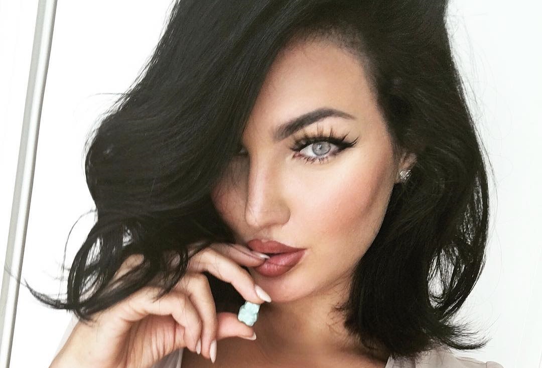 Natalie Halcro 17 Best Photos, Natalie Halcro 17 Pics, Natalie Halcro 17 Images