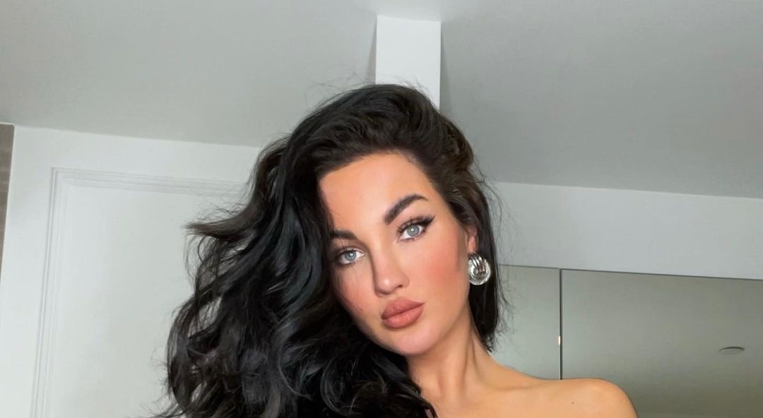 Natalie Halcro 27 Best Photos, Natalie Halcro 27 Pics, Natalie Halcro 27 Images