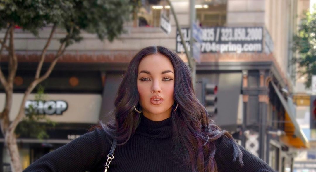 Natalie Halcro 43 Best Photos, Natalie Halcro 43 Pics, Natalie Halcro 43 Images