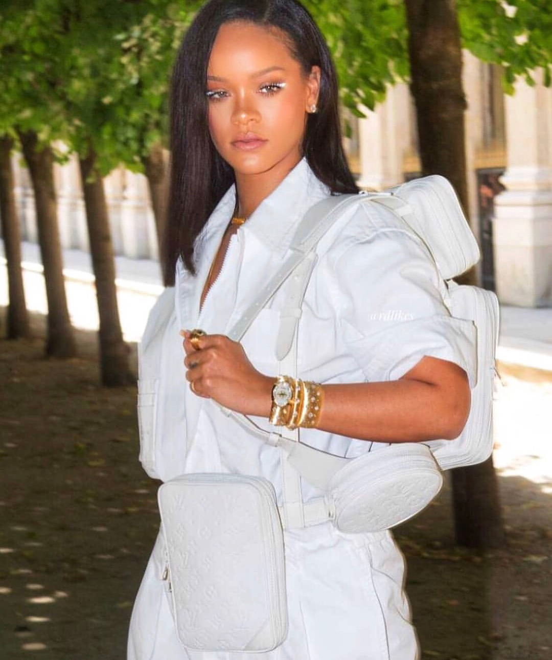 Badgalriri 17 Best Photos, Badgalriri 17 Pics, Badgalriri 17 Images