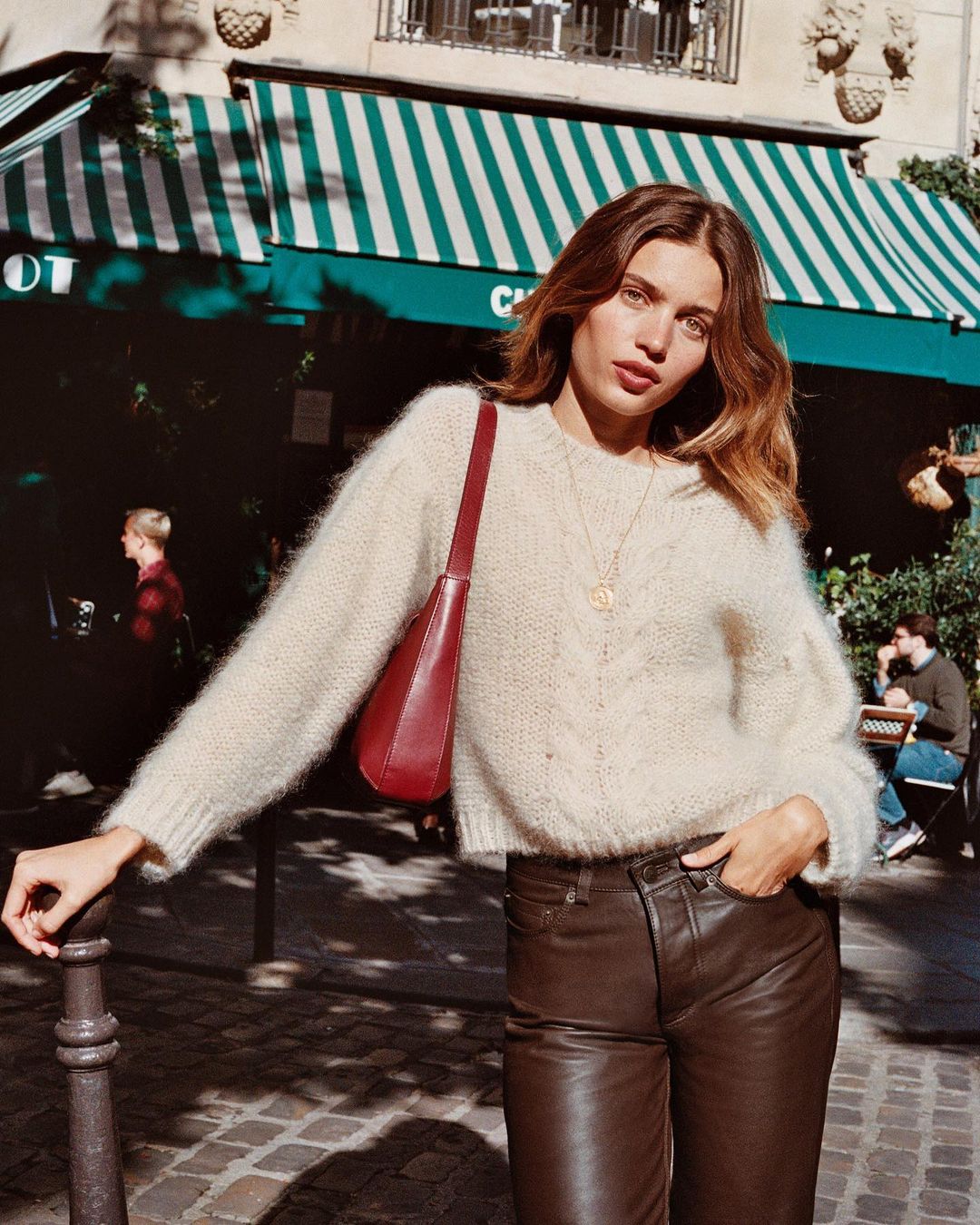 Jeanne Damas 25 Best Photos, Jeanne Damas 25 Pics, Jeanne Damas 25 Images