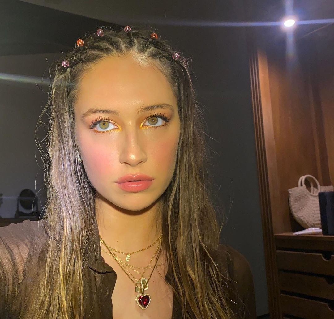 Elsie Hewitt 21 Best Photos, Elsie Hewitt 21 Pics, Elsie Hewitt 21 Images