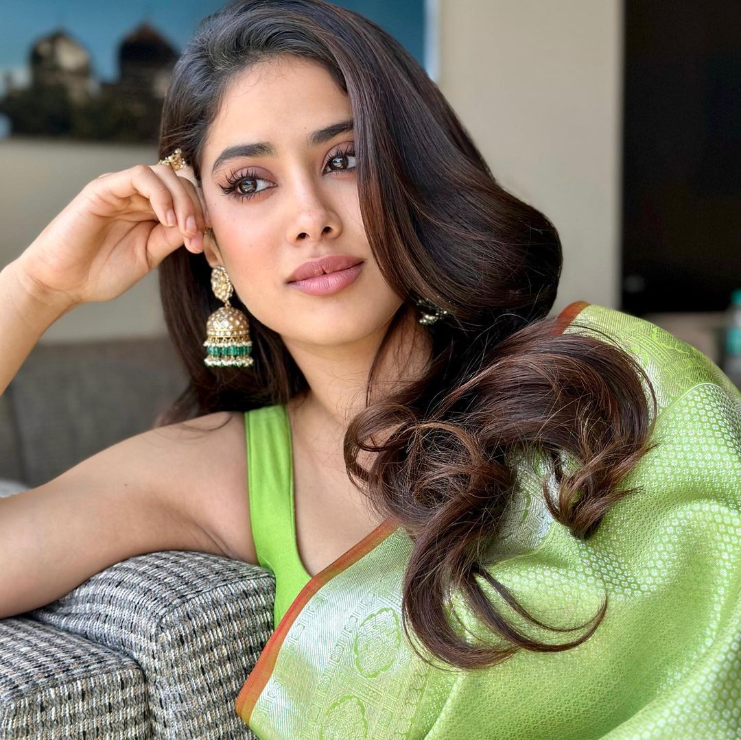 Janhvi Kapoor 35 Best Photos, Janhvi Kapoor 35 Pics, Janhvi Kapoor 35 Images