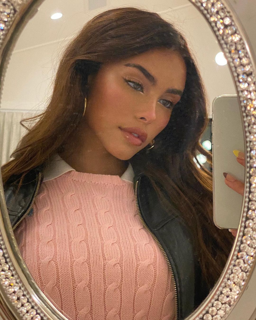 Madison Beer 23 Best Photos, Madison Beer 23 Pics, Madison Beer 23 Images