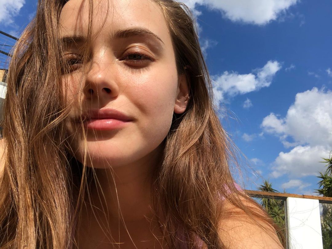 Katherine Langford 23 Best Photos, Katherine Langford 23 Pics, Katherine Langford 23 Images