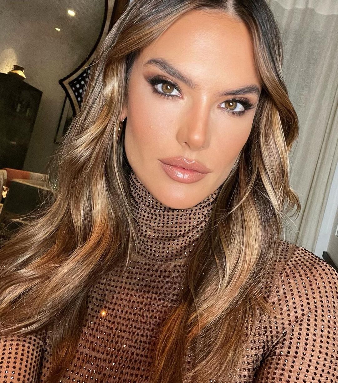 Alessandra Ambrosio 13 Best Photos, Alessandra Ambrosio 13 Pics, Alessandra Ambrosio 13 Images