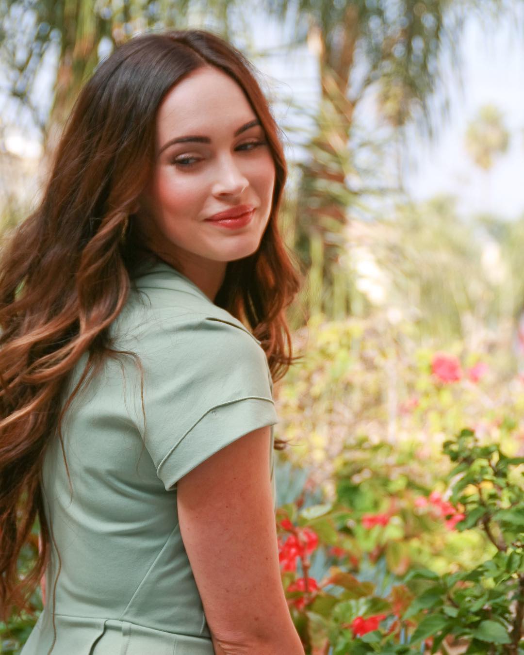 Megan Fox 23 Best Photos, Megan Fox 23 Pics, Megan Fox 23 Images