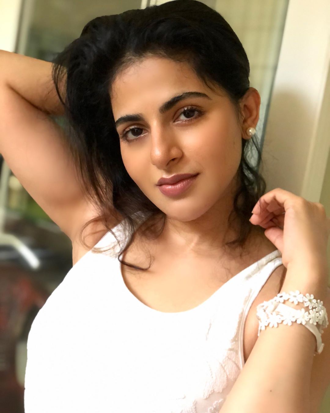 Iswarya Menon 11 Best Photos, Iswarya Menon 11 Pics, Iswarya Menon 11 Images