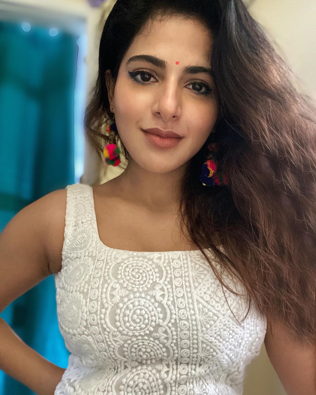 Iswarya Menon 23 Best Photos, Iswarya Menon 23 Pics, Iswarya Menon 23 Images