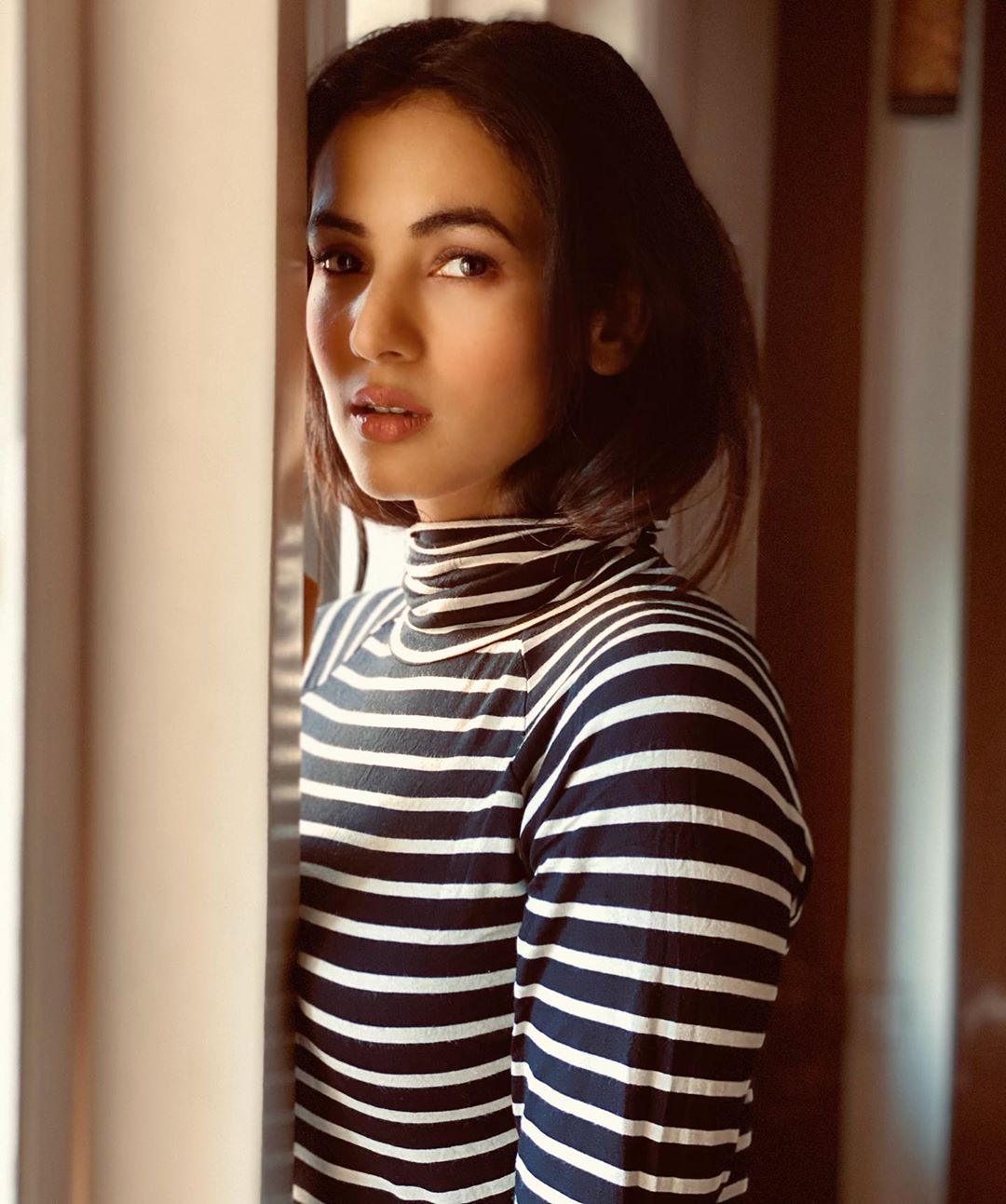 Sonal Chauhan 13 Best Photos, Sonal Chauhan 13 Pics, Sonal Chauhan 13 Images