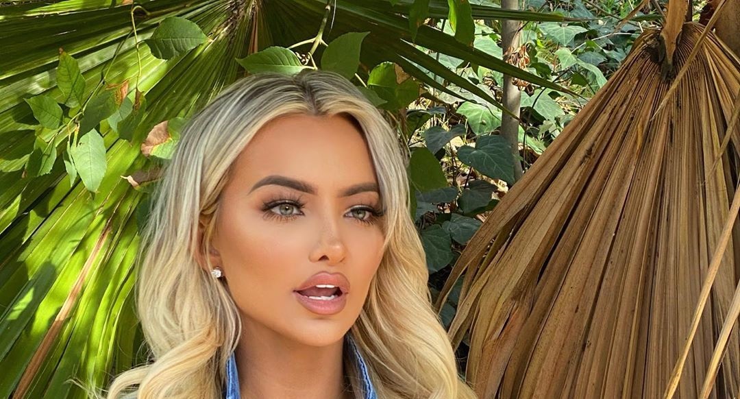 Lindsey Pelas 15 Best Photos, Lindsey Pelas 15 Pics, Lindsey Pelas 15 Images