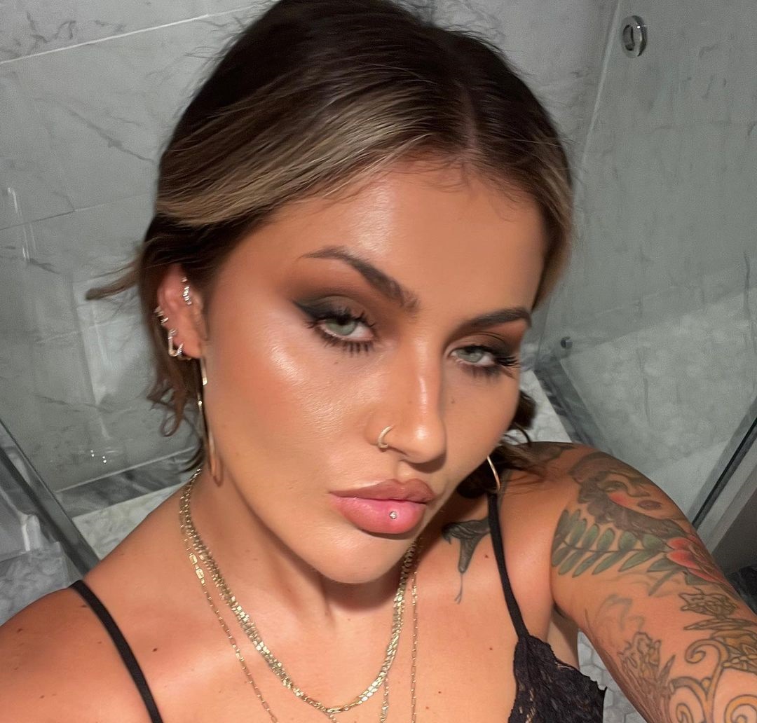 Jamie Genevieve 21 Best Photos, Jamie Genevieve 21 Pics, Jamie Genevieve 21 Images