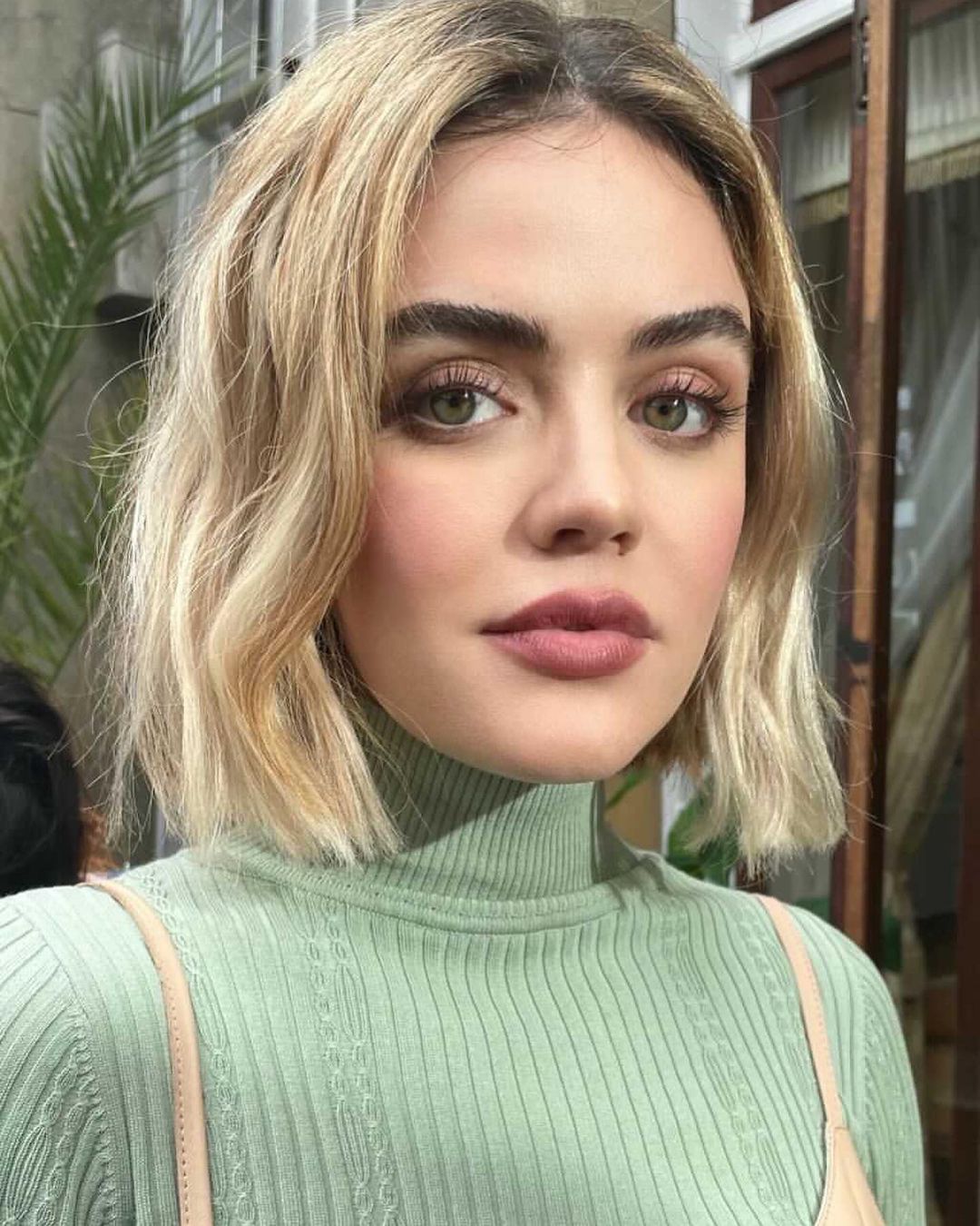 Lucy Hale 19 Best Photos, Lucy Hale 19 Pics, Lucy Hale 19 Images