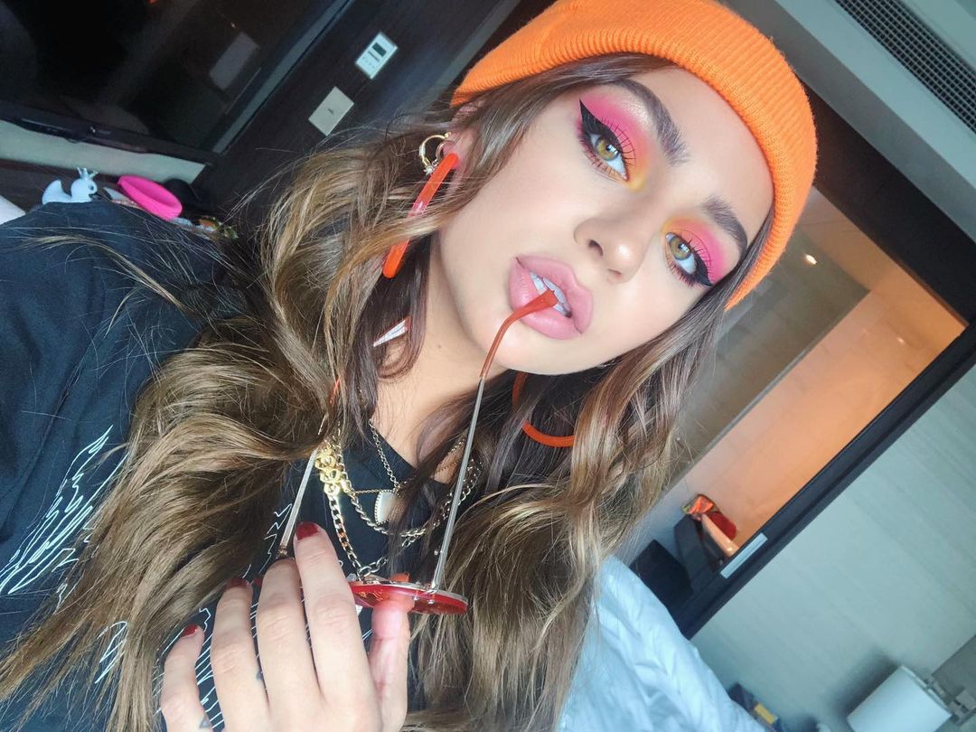 Andrea Russett 25 Best Photos, Andrea Russett 25 Pics, Andrea Russett 25 Images