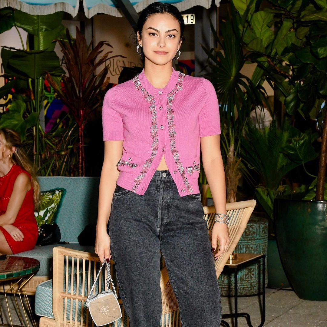 Camila Mendes 11 Best Photos, Camila Mendes 11 Pics, Camila Mendes 11 Images