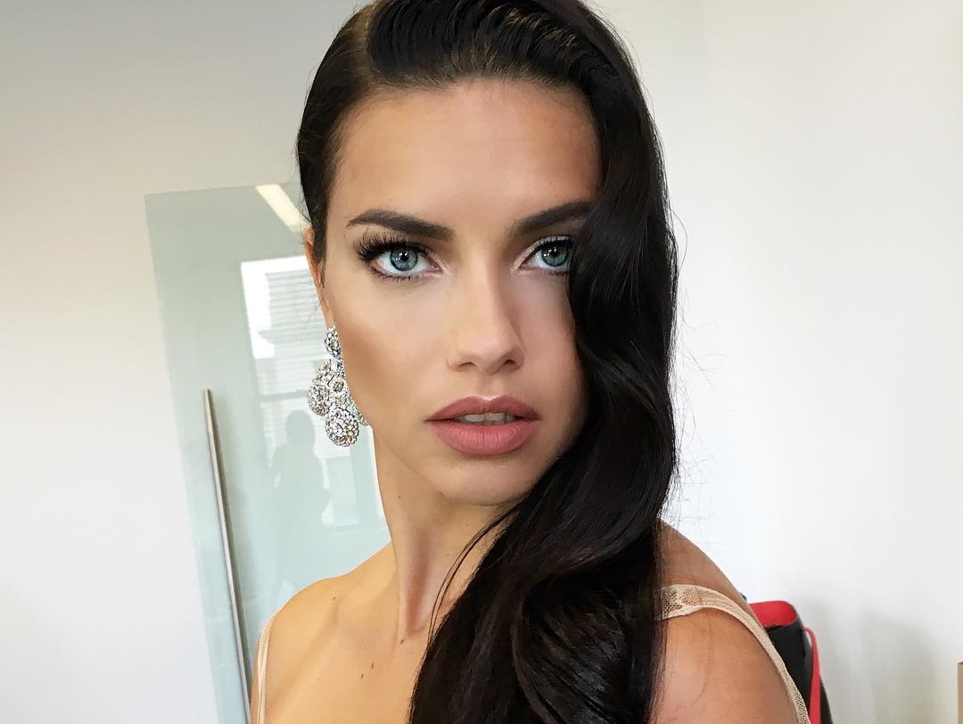 Adriana Lima 11 Best Photos, Adriana Lima 11 Pics, Adriana Lima 11 Images