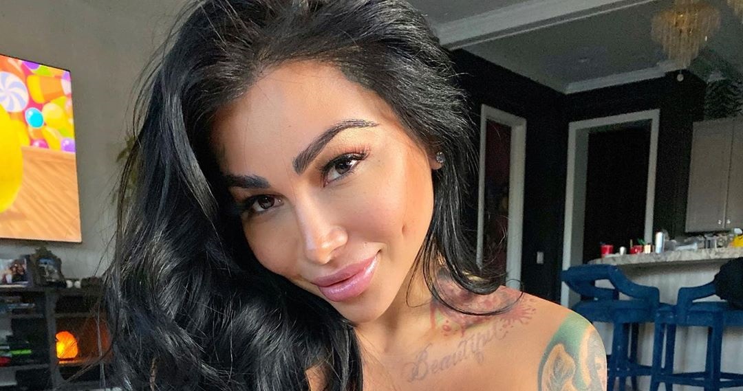 Brittanya Razavi 9 Best Photos, Brittanya Razavi 9 Pics, Brittanya Razavi 9 Images