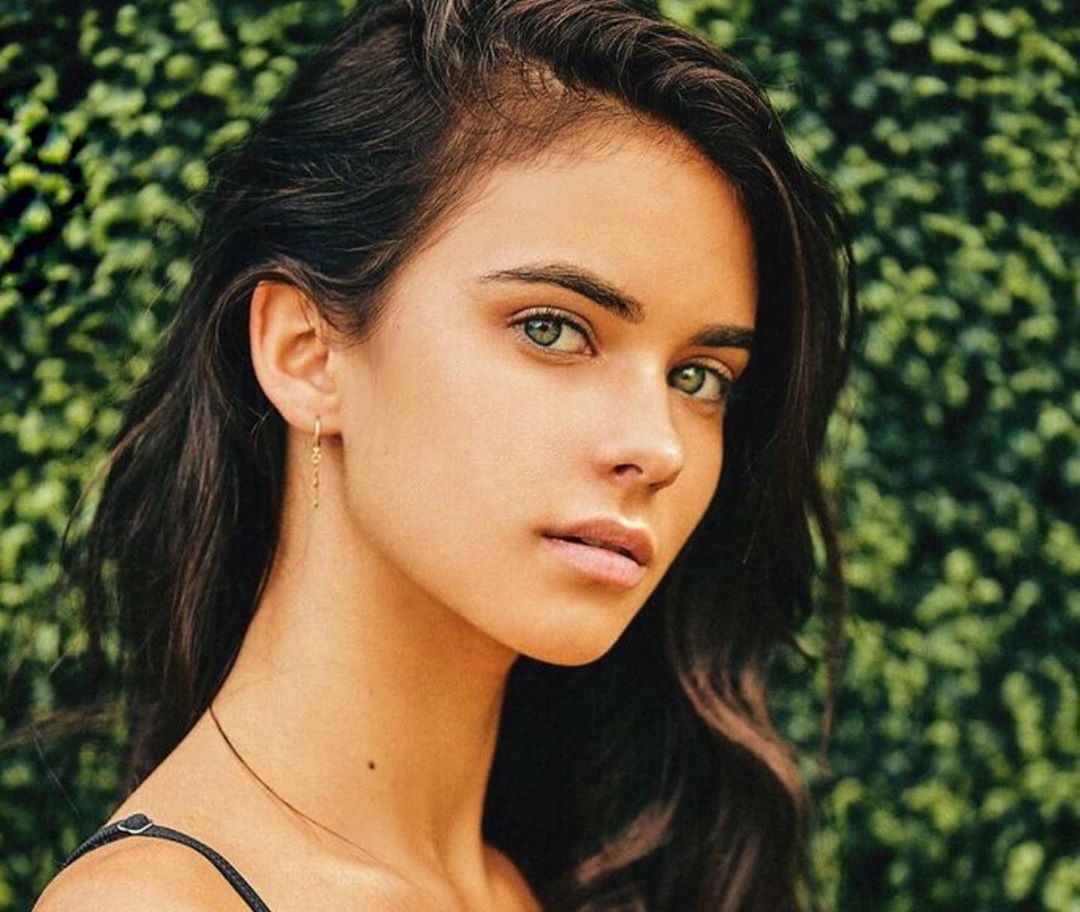 Renee Herbert 13 Best Photos, Renee Herbert 13 Pics, Renee Herbert 13 Images