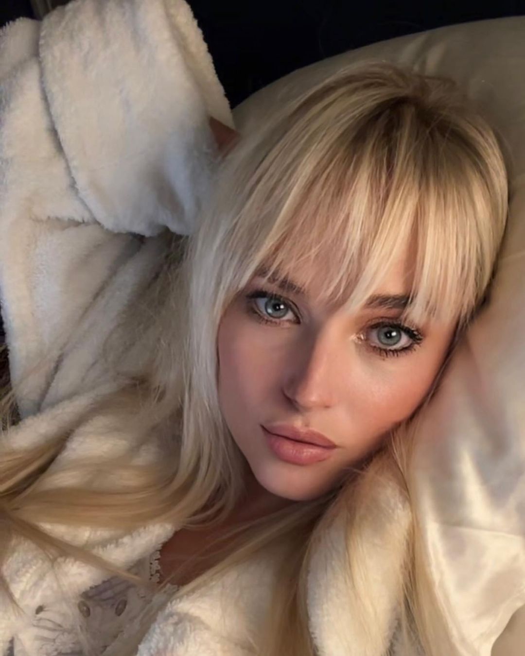 Genevieve Morton 23 Best Photos, Genevieve Morton 23 Pics, Genevieve Morton 23 Images