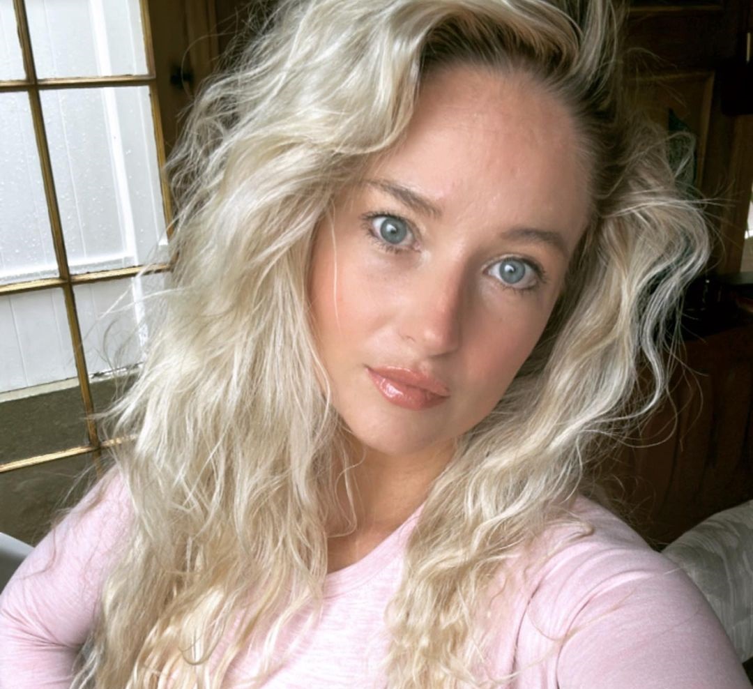 Genevieve Morton 27 Best Photos, Genevieve Morton 27 Pics, Genevieve Morton 27 Images