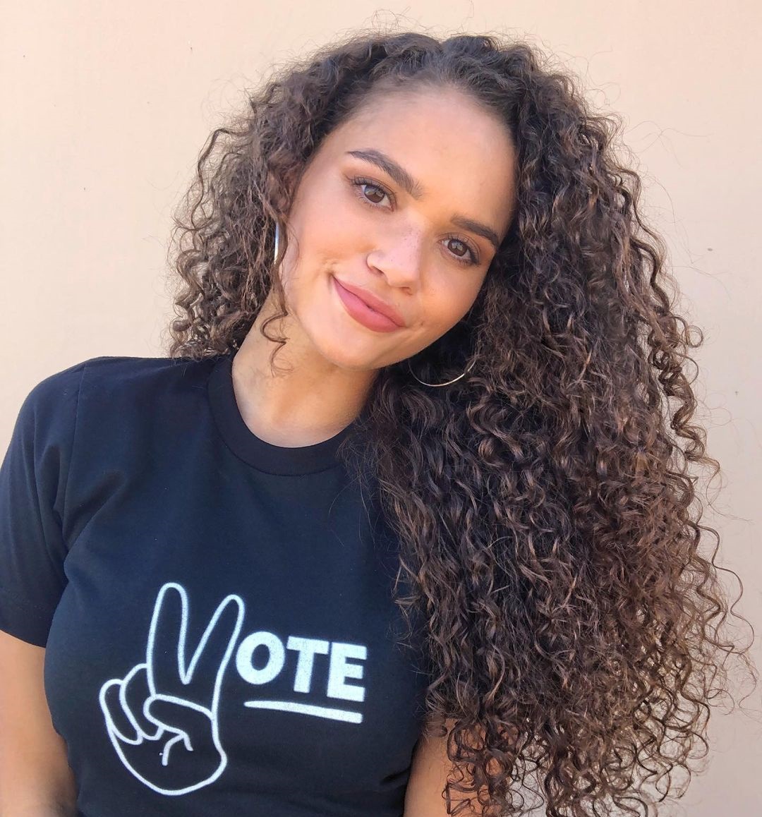 Madison Pettis 17 Best Photos, Madison Pettis 17 Pics, Madison Pettis 17 Images