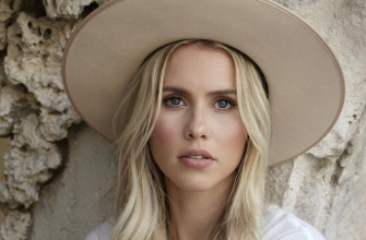 Claire Holt 53 Best Photos, Claire Holt 53 Pics, Claire Holt 53 Images